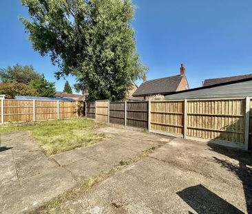 2 bedroom bungalow to rent - Photo 1