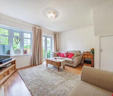 3 bedroom link detached house to rent - Photo 1