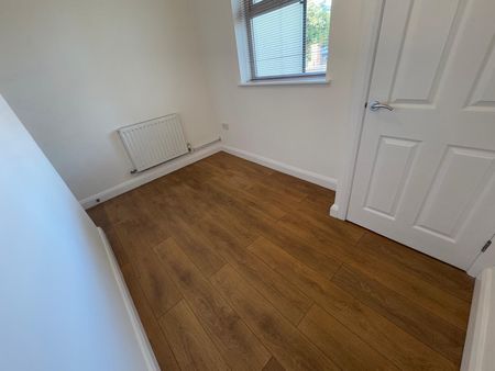 Comberton Road, Kidderminster - Photo 3