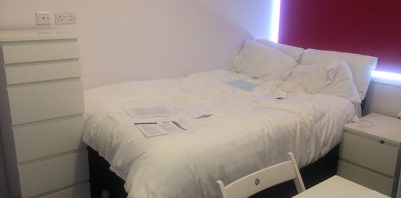 273 HUBERT ROAD - Photo 2