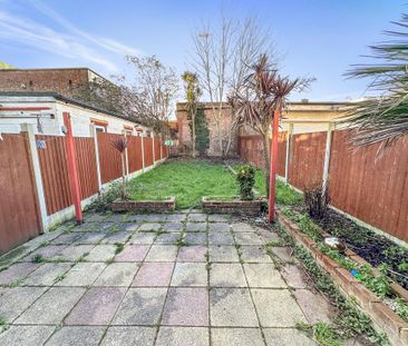 1 bedroom detached house to rent - Photo 5