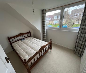 4 bedroom House To Let Total Size: 1949 SQ FT - Photo 1