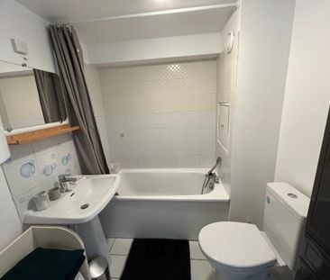 Location Appartement 1 pièce Meublé 24m² BOURG LA REINE 92340 - Photo 1