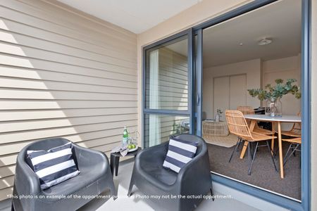 Sunny One Bedroom Apartment in Richmond - Photo 2