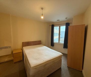 1 bedroom in a house share to rent - Photo 1