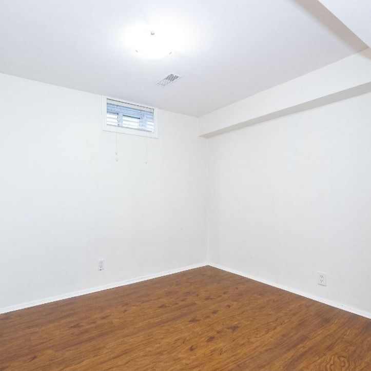 For Lease - 30 FOREHT Crescent Unit# BSMT, Aurora, Ontario - Photo 1