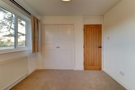 2 BED Apartment To rent - Photo 3