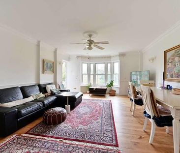 Wyatt Drive, Castelnau, SW13 - Photo 3