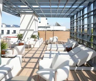 Avenida de la Industria, Alcobendas, Community of Madrid 28108 - Photo 2