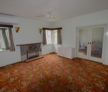 RENTERS WANTED... - Photo 1