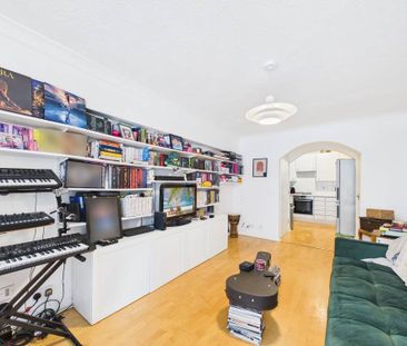 35 The Avenue, Beckenham, BR3, London - Photo 3