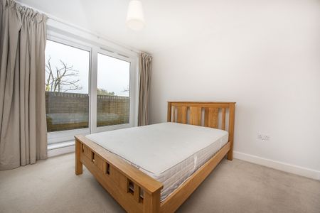 2 bedroom flat to rent - Photo 5