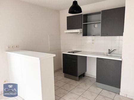 Location Appartement 2 pièces 43m² NIORT 79000 - Photo 3