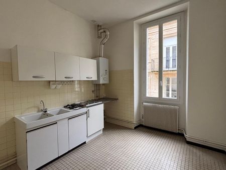 Location Appartement 2 pièces 43m² BORDEAUX 33000 - Photo 3