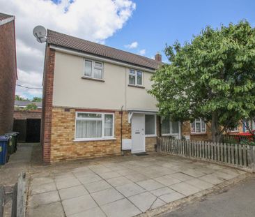 2 bedroom semi-detached house to rent - Photo 3
