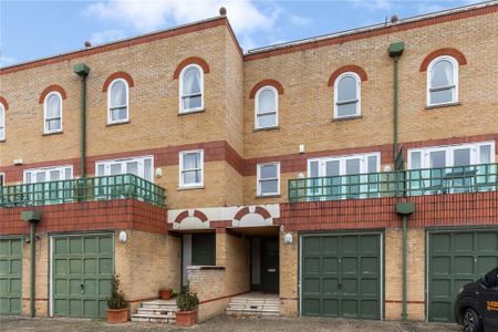 3 bedroom terraced house to rent - Photo 4