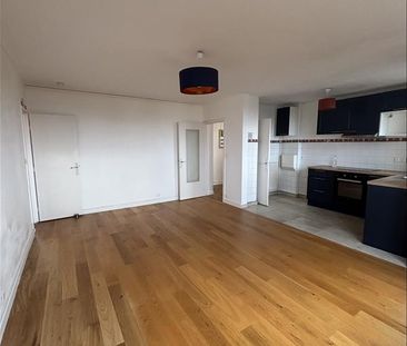 3 pièces - 65,83 m² - 4ème étage - Colocation non autorisée - Photo 5