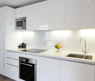 3 bed apartment to rent in Merchant Square East, London, W2 1 - Photo 6