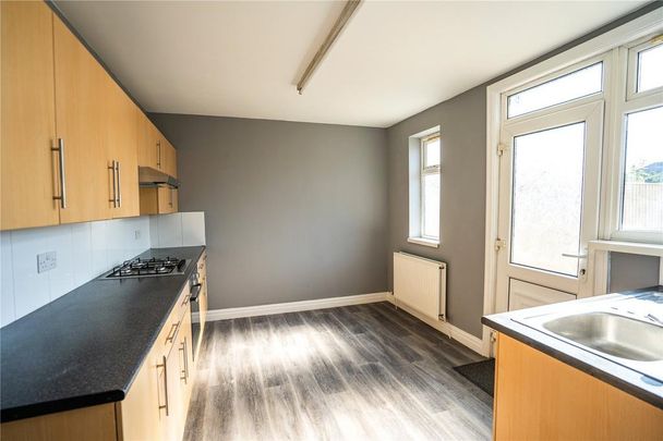 3 bedroom terraced house to rent - Photo 1