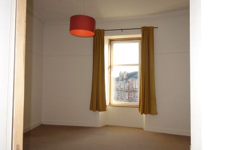 2 Bed Flat, Nithsdale Drive, G41 - Photo 3