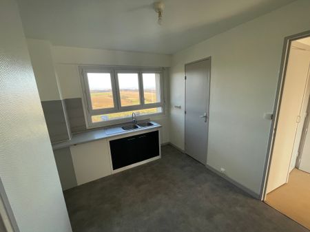 Location - Appartement T4 - 70 m² - Montbéliard - Photo 5