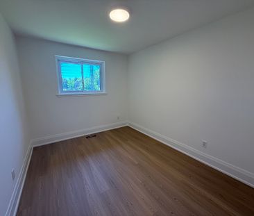 For Lease - 606 Abana Road Unit# Main, Mississauga, Ontario - Photo 5
