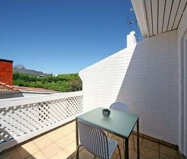 Toorak - Photo 2