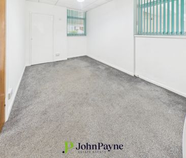 Kenilworth Court, Styvechale, Coventry, CV3 6JA - Photo 4
