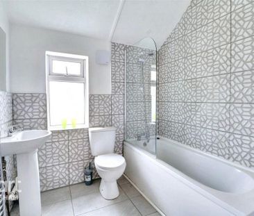 1 bedroom in a house share to rent - Photo 6