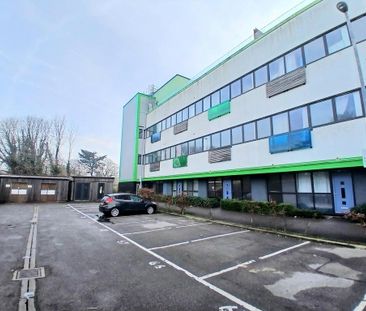 3 bedroom flat to rent - Photo 6