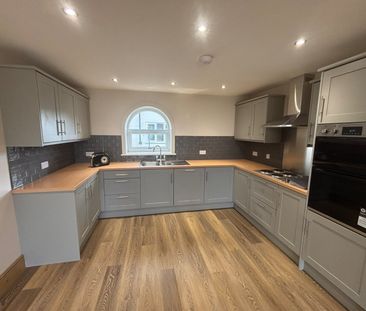 2 bedroom detached house to rent - Photo 4