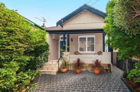 A Quality Offering of Peace, Privacy & Coastal Convenience - Photo 2