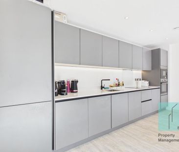 2 bedroom flat to rent - Photo 2