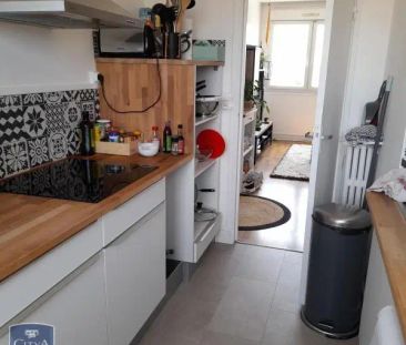 Appartement à louer 4 pièces 66.8m² - Photo 2