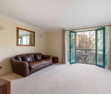 Walpole House, Westminster Square, Westminster Bridge Road, SE1 - Photo 1