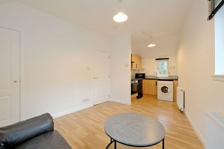 1 Bed Flat, Walker Lane, AB11 - Photo 3