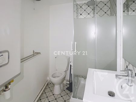 Location Appartement 2 pièces 32m² LA VALENTINE 11ème - Photo 4