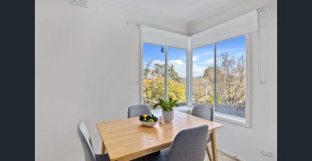 3 Bedroom Brick Veneer Home - 6 Month Lease - Photo 3