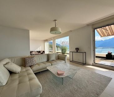 Splendid Penthouse with a panoramic view of the lake - Photo 1