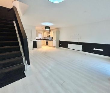 Farmlands Close, Nottingham - Photo 2