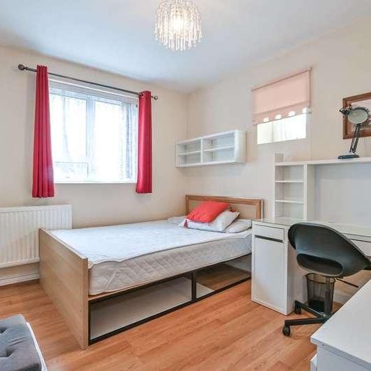 Osnaburgh Street, Camden, NW1 - Photo 1