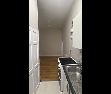 Studio Flat, High St, SE20 - Photo 2