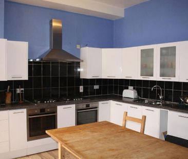 9 bedroom house to rent - Photo 3