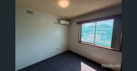 PLEASE DO NOT ATTEND THE PROPERTY BOOK YOUR ONLINE VIDEO TOUR – SEE THE EASY 5 STEP PROCESS BELOW. Please Register To Receive Your Video Tour Link. - Photo 2