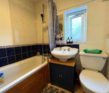 2 bedroom terraced house to rent - Photo 6