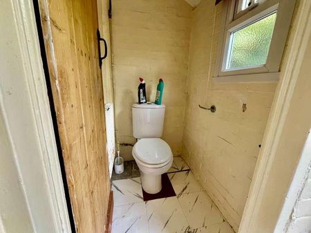 Out Westgate, Bury St. Edmunds, IP33 - Photo 3