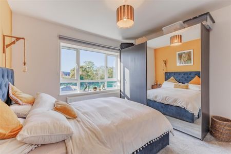 4 BED End of terrace house To rent - Photo 5