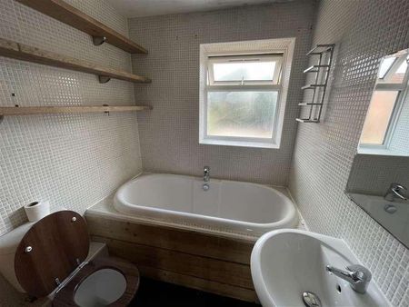 Blackthorn Court, Soham, CB7 - Photo 5