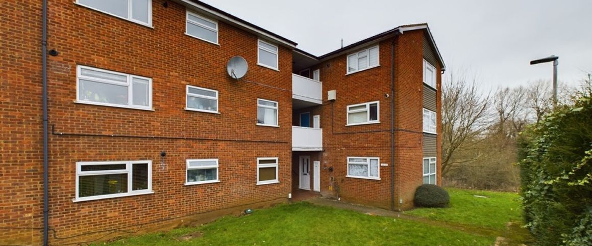 1 bedroom Apartment - Woburn Close, Stevenage - Photo 1