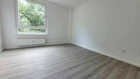 Helle 3-Zimmer-Wohnung mit Balkon und Aufzug! - Foto 2